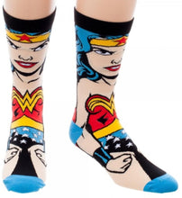 Load image into Gallery viewer, DC Wonder Woman 360 Character Crew Socks